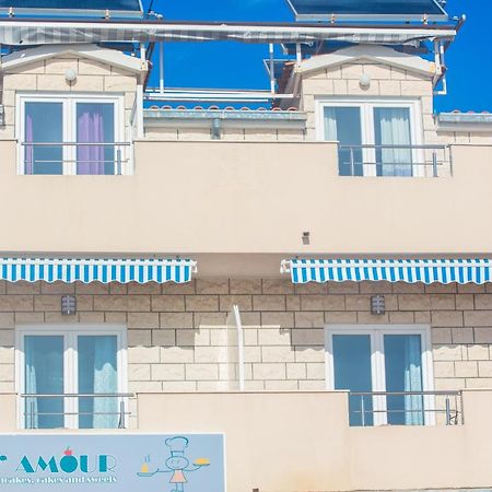 Apartmani Riva Рогозница Экстерьер фото